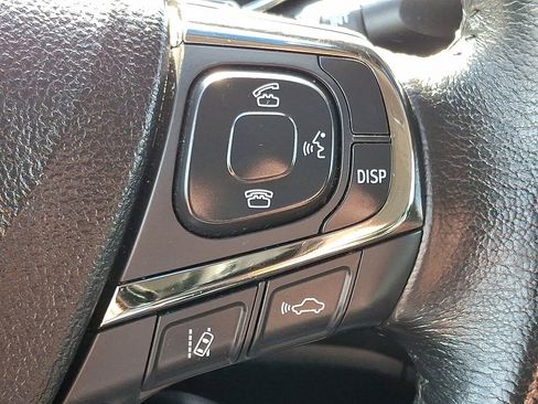 Used 2017 Toyota Avalon XLE image 24