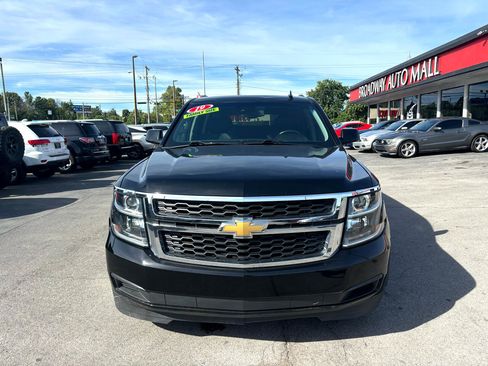 Used 2019 Chevrolet Suburban LT image 8
