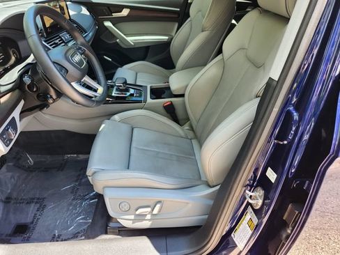 Used 2023 Audi Q5 2.0T Premium Plus w/ Premium Plus Package AWD/4WD image 11