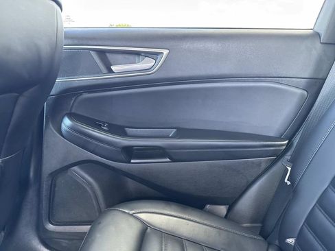 Used 2024 Ford Edge SEL image 17