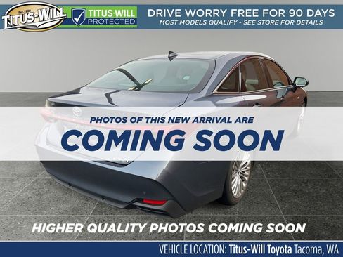 Used 2019 Toyota Avalon Limited image 4