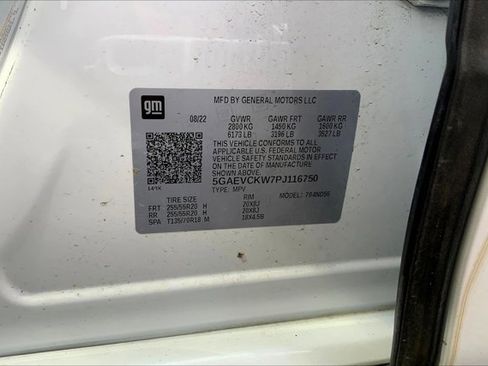 Used 2023 Buick Enclave Avenir w/ Avenir Technology Package image 34