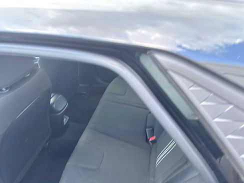 Used 2024 Hyundai Elantra SEL FWD image 21