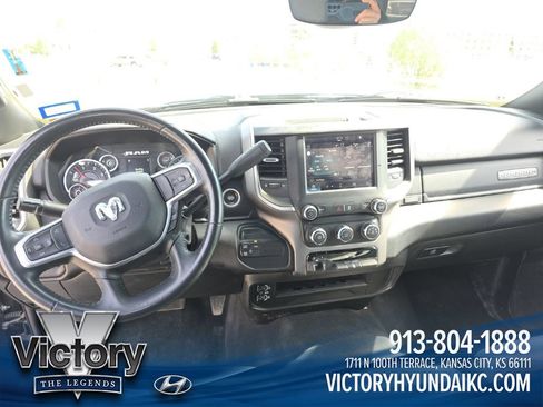 Used 2024 RAM 2500 Big Horn AWD/4WD image 12