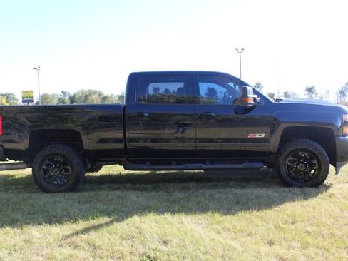 Used 2017 Chevrolet Silverado 2500 LTZ w/ Duramax Plus Package image 10