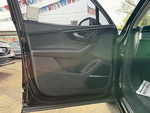 Used 2021 Audi Q7 3.0T Premium Plus AWD/4WD image 24