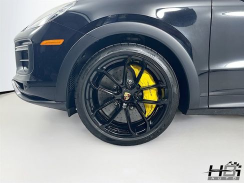 Used 2023 Porsche Cayenne Turbo GT image 18