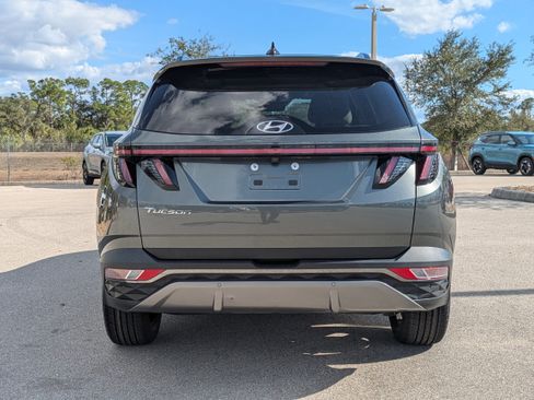 Used 2022 Hyundai Tucson Limited w/ Cargo Package image 6