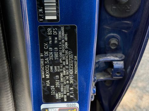 Used 2025 Kia K4 FWD image 28