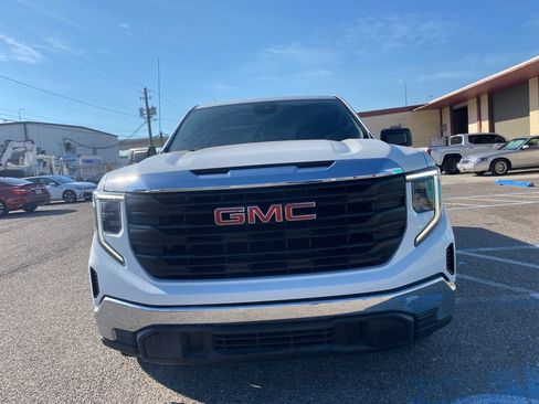 Used 2023 GMC Sierra 1500 Pro w/ Pro Value Package image 8