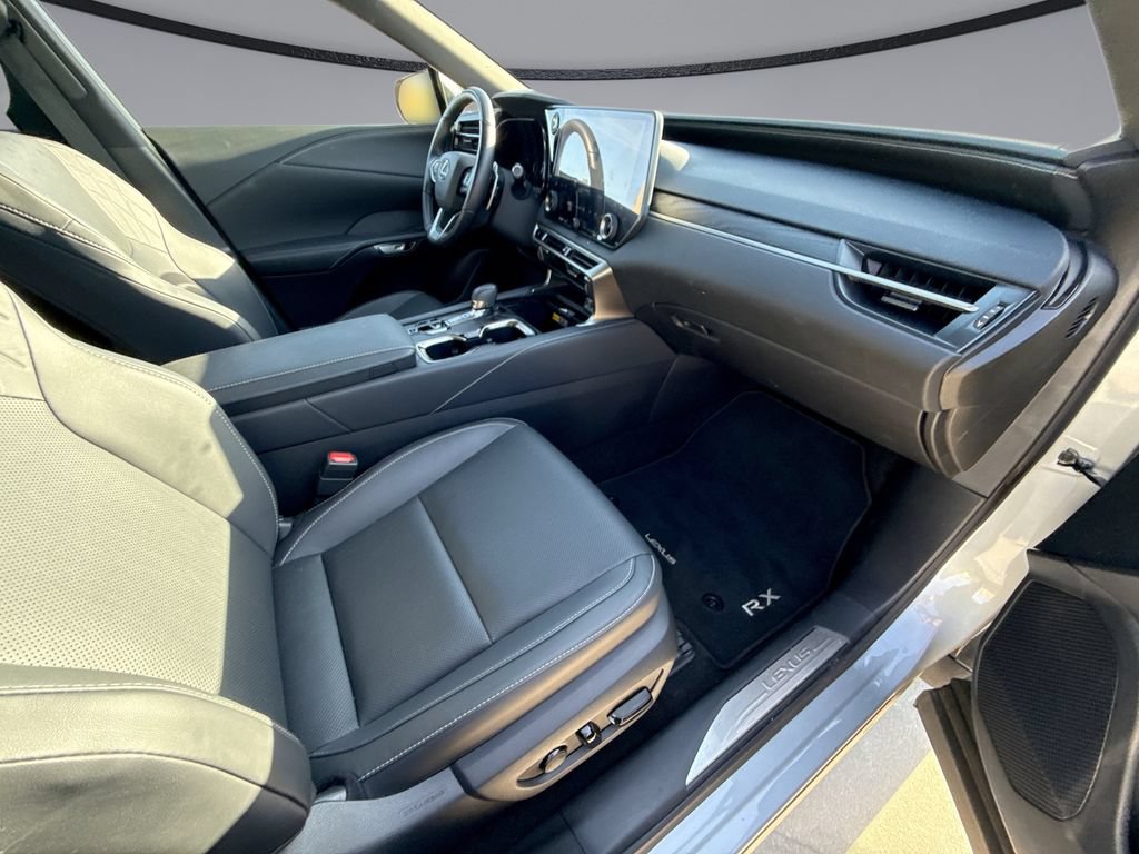 Used 2025 Lexus RX 350 Premium w/ Accessory Package (Z1) FWD image 15