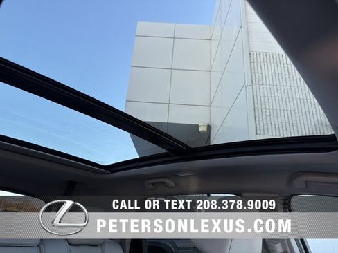 Used 2022 Acura MDX SH-AWD w/ Technology Package image 13