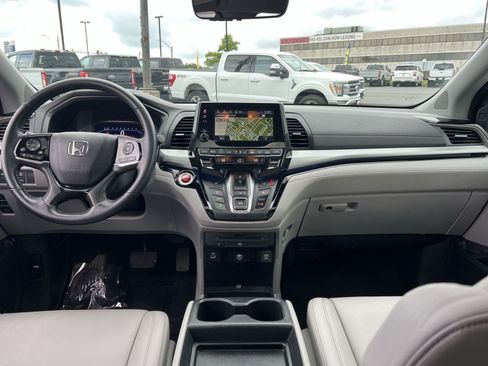 Used 2023 Honda Odyssey Touring image 21