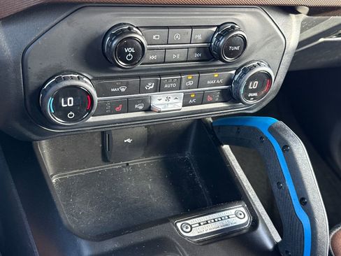 Used 2023 Ford Bronco Outer Banks image 23