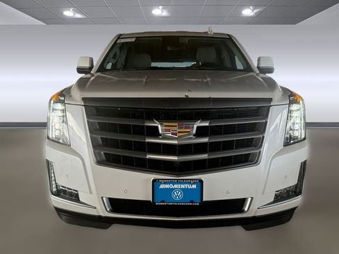 Used 2020 Cadillac Escalade ESV Luxury image 5