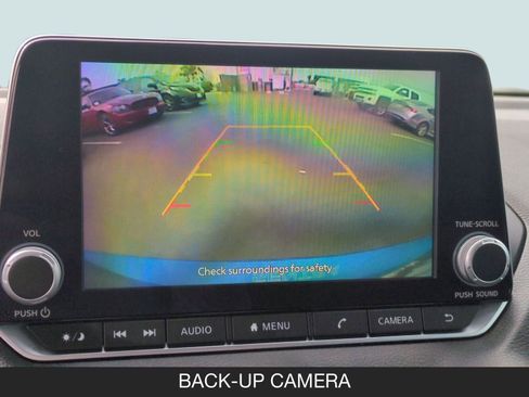 Certified 2024 Nissan Sentra SV w/ Lighting Package image 18