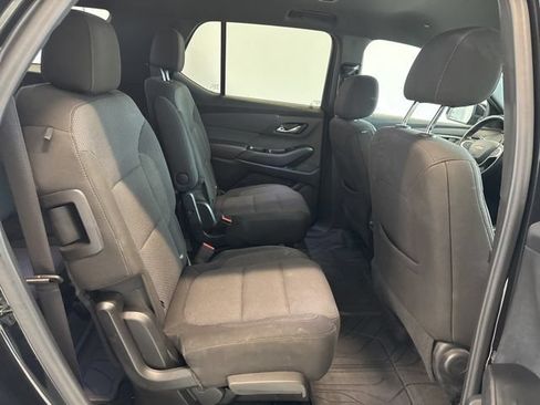 Used 2023 Chevrolet Traverse LT w/ LPO, Floor Liner Package AWD/4WD image 40