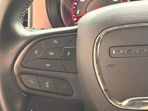 Used 2022 Dodge Charger SXT RWD image 26