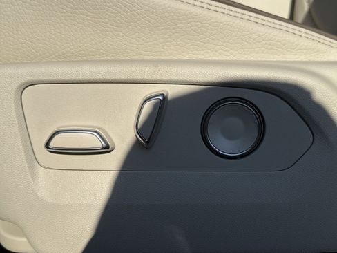 New 2026 GMC Yukon Denali image 14