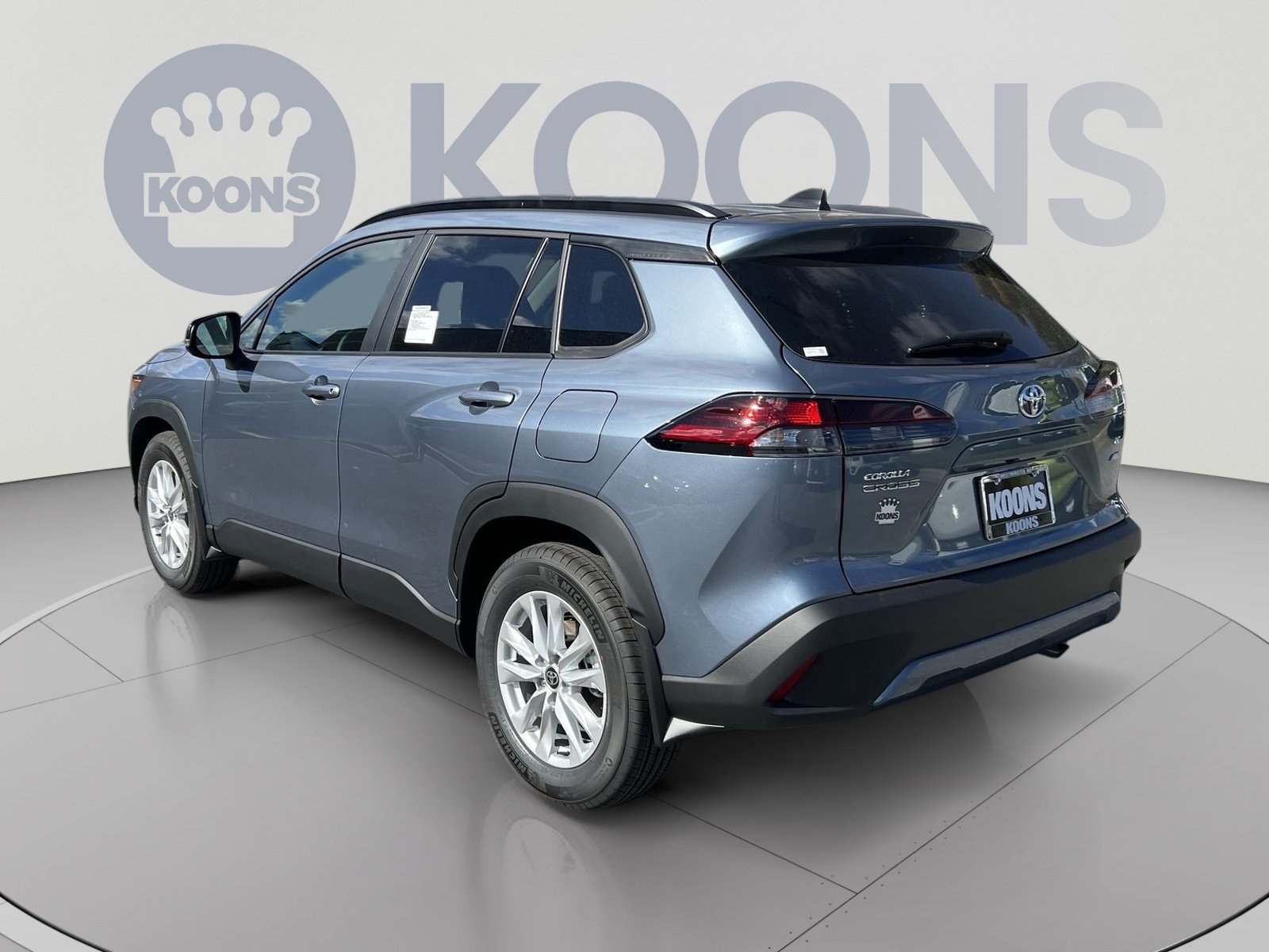 New 2026 Toyota Corolla Cross LE w/ Moonroof Package AWD/4WD image 4