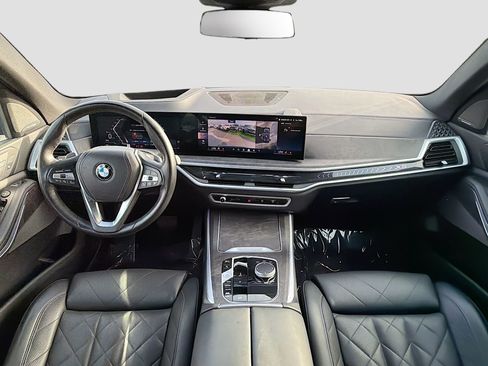Used 2024 BMW X5 xDrive40i w/ Premium Package image 17