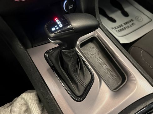 Used 2023 Dodge Charger SXT w/ Blacktop Package image 16