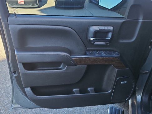 Used 2018 GMC Sierra 1500 Denali w/ Denali Ultimate Package image 9