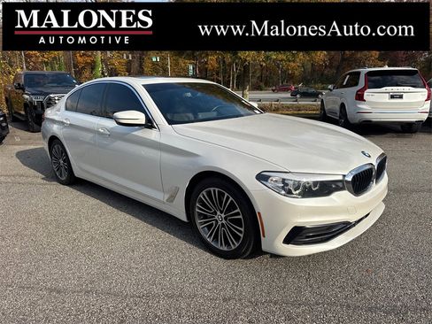 Used 2019 BMW 540i image 1