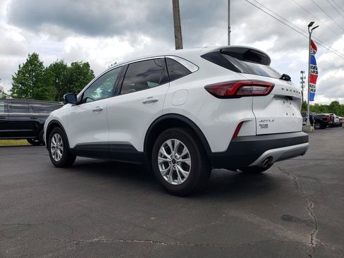 Used 2023 Ford Escape Active w/ Tech Pack #2 FWD image 8