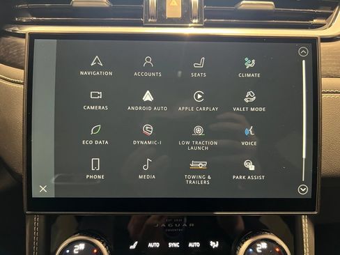 New 2025 Jaguar F-PACE R-Dynamic S AWD/4WD image 19
