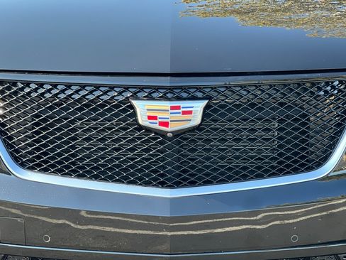 Certified 2024 Cadillac XT6 Sport w/ Platinum Package image 48