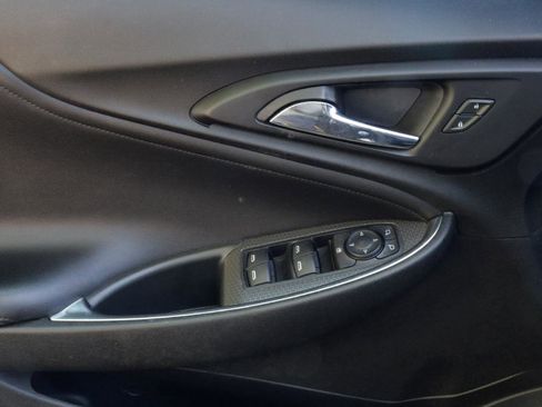 Used 2020 Chevrolet Malibu LT w/ Leather Package image 35