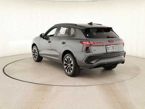 New 2026 Audi Q3 quattro 2.0T AWD/4WD image 4