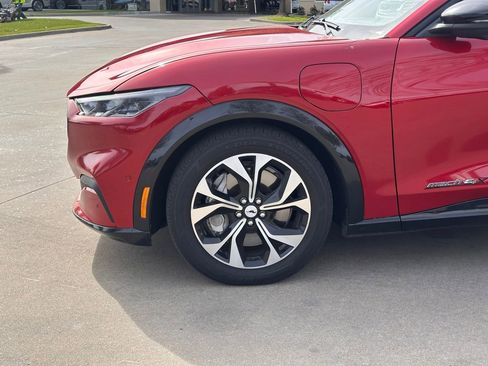 Used 2023 Ford Mustang Mach-E Premium image 8