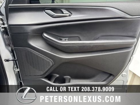 Used 2024 Jeep Grand Cherokee L Laredo AWD/4WD image 12