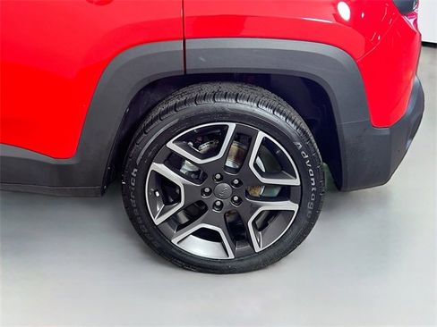 Used 2021 Jeep Renegade Sport image 15