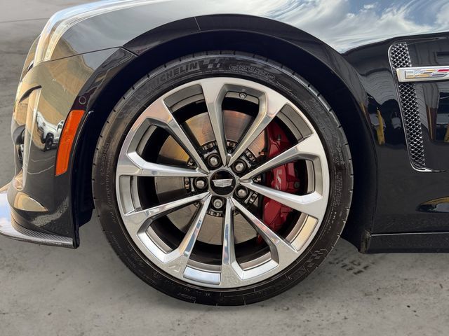 Used 2017 Cadillac CTS V w/ Carbon Fibre Package RWD image 9