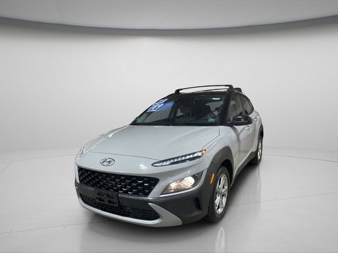 Used 2023 Hyundai Kona SEL image 1