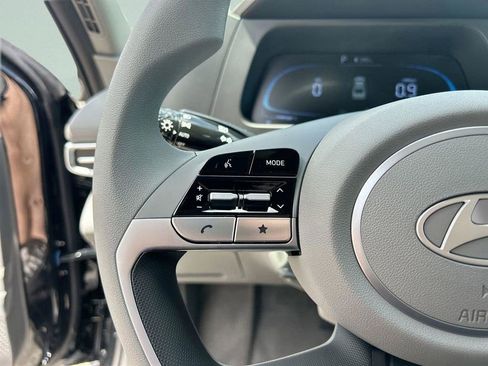 New 2026 Hyundai Elantra SE FWD image 29