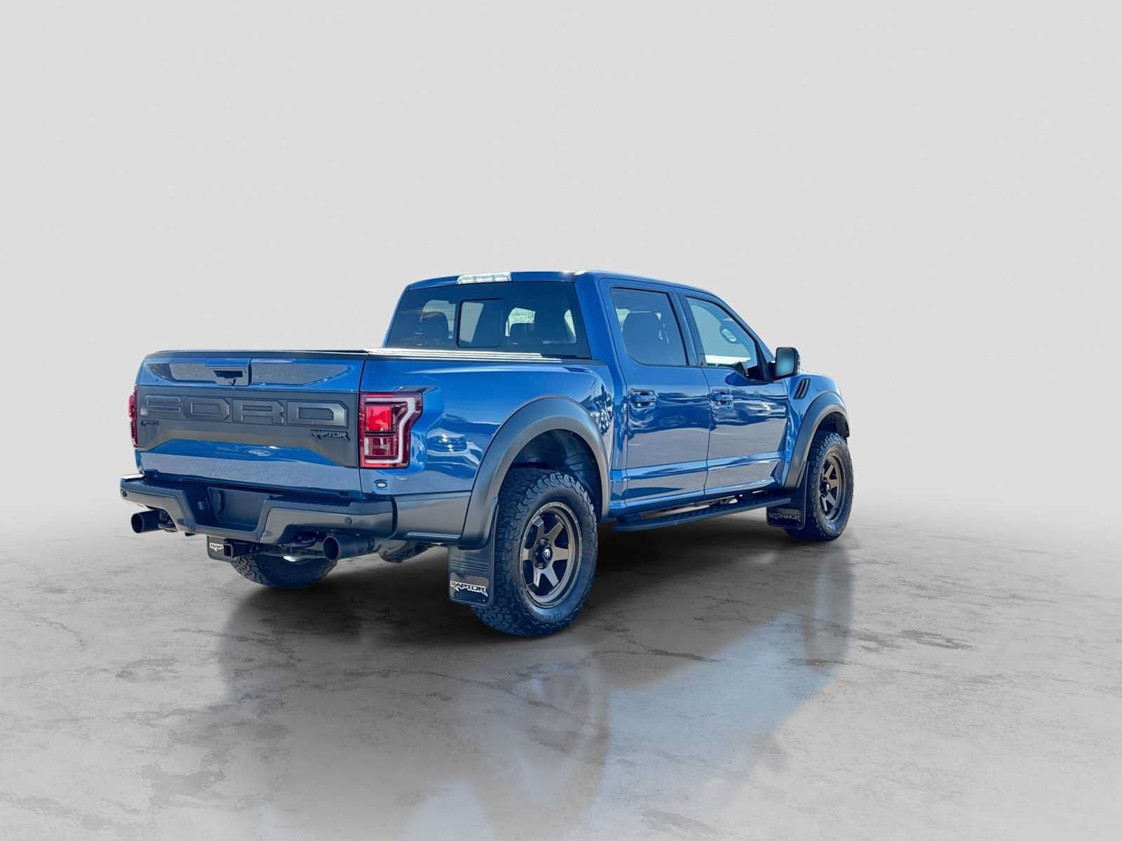 Used 2019 Ford F150 Raptor w/ Equipment Group 802A Luxury AWD/4WD image 6