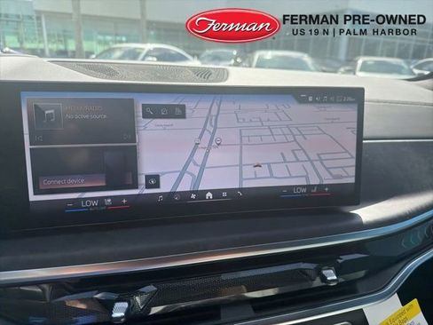 Used 2026 BMW X5 sDrive40i w/ M Sport Package image 9