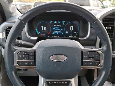 Used 2023 Ford F150 Limited image 19
