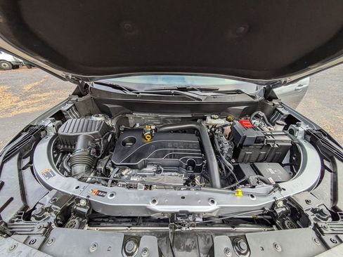 Used 2025 Chevrolet Equinox LT image 29