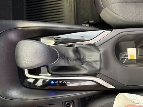 Used 2025 Toyota Corolla LE image 22