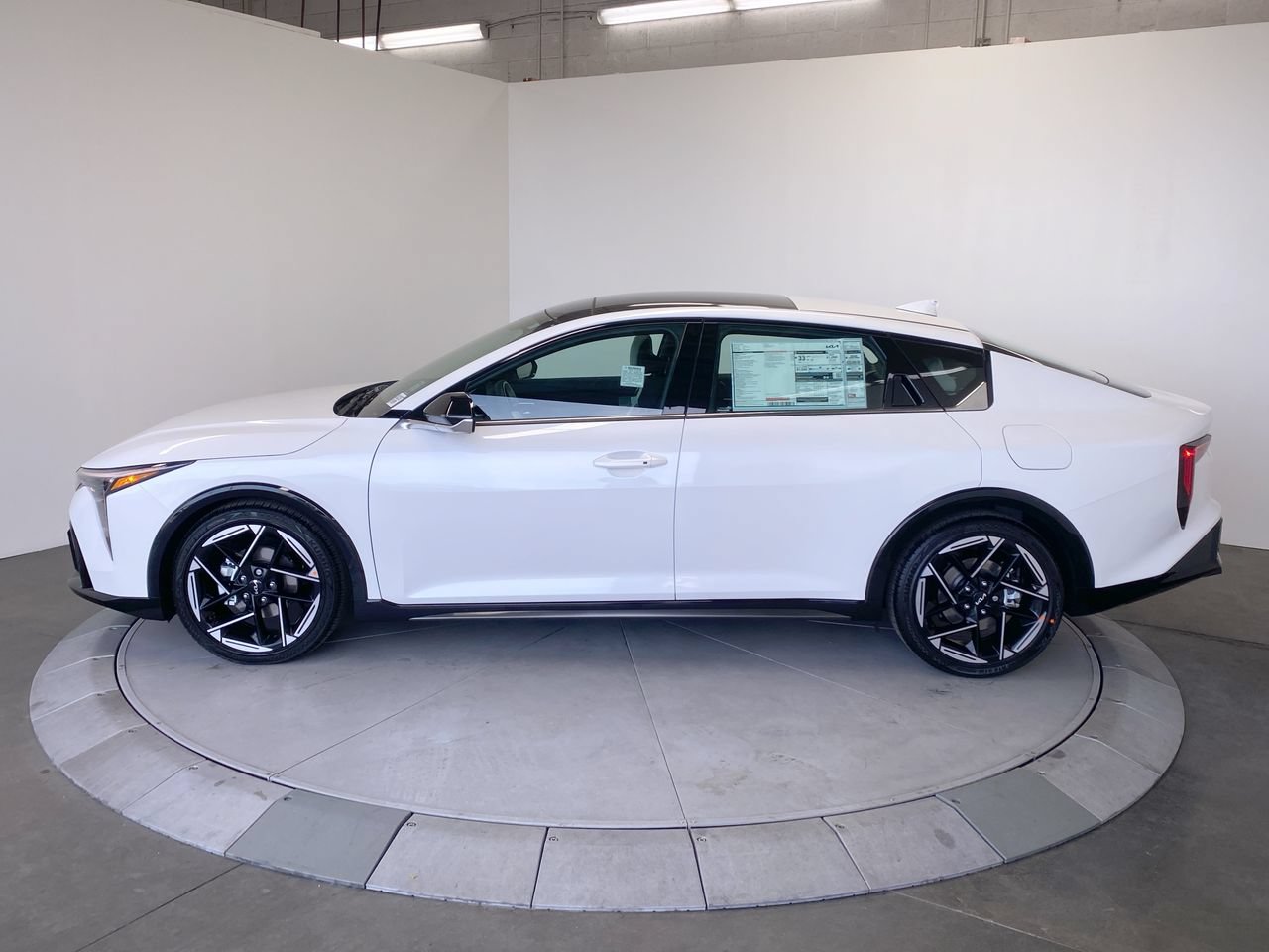 Certified 2026 Kia K4 GT-Line w/ GT-Line Sunroof Package FWD image 2