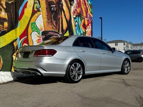 Used 2016 Mercedes-Benz E 350 E 350 Luxury image 19