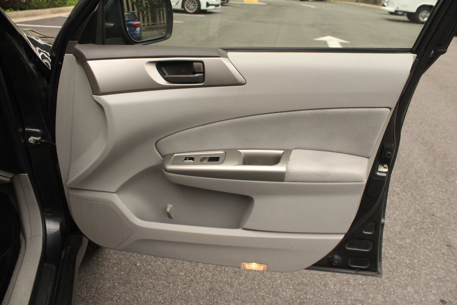 Used 2010 Subaru Forester 2.5X AWD/4WD image 25