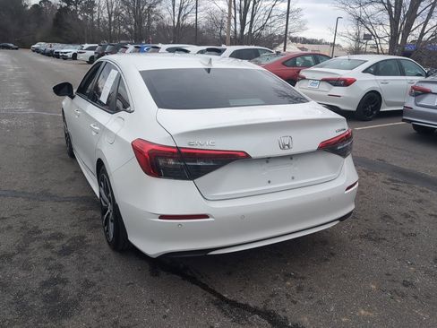 Used 2023 Honda Civic Touring image 5