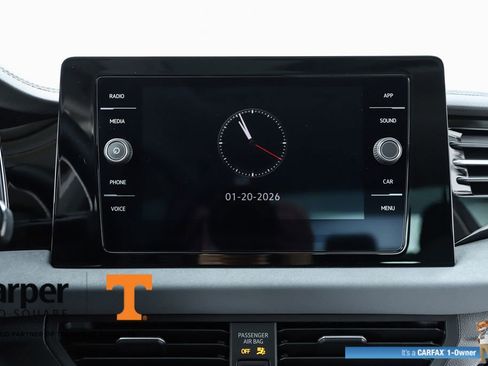 Used 2025 Volkswagen Jetta SE w/ Sunroof Package image 25