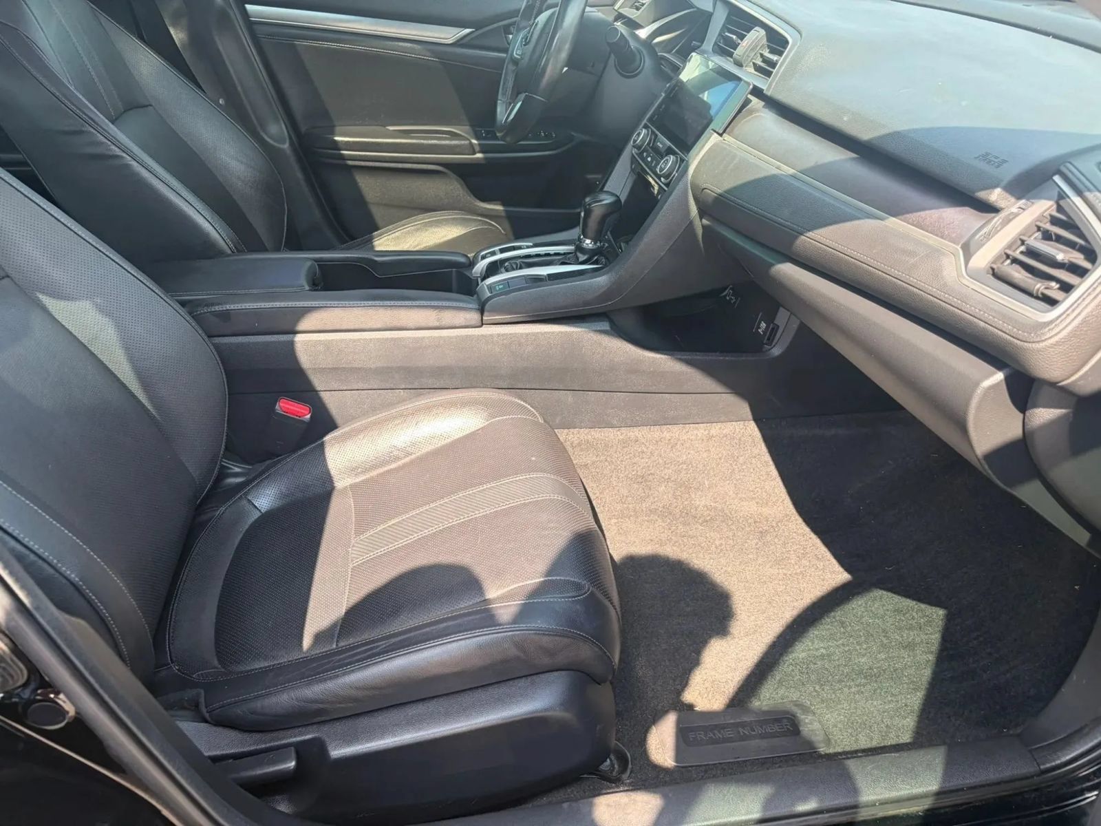 Used 2016 Honda Civic EX-L image 33